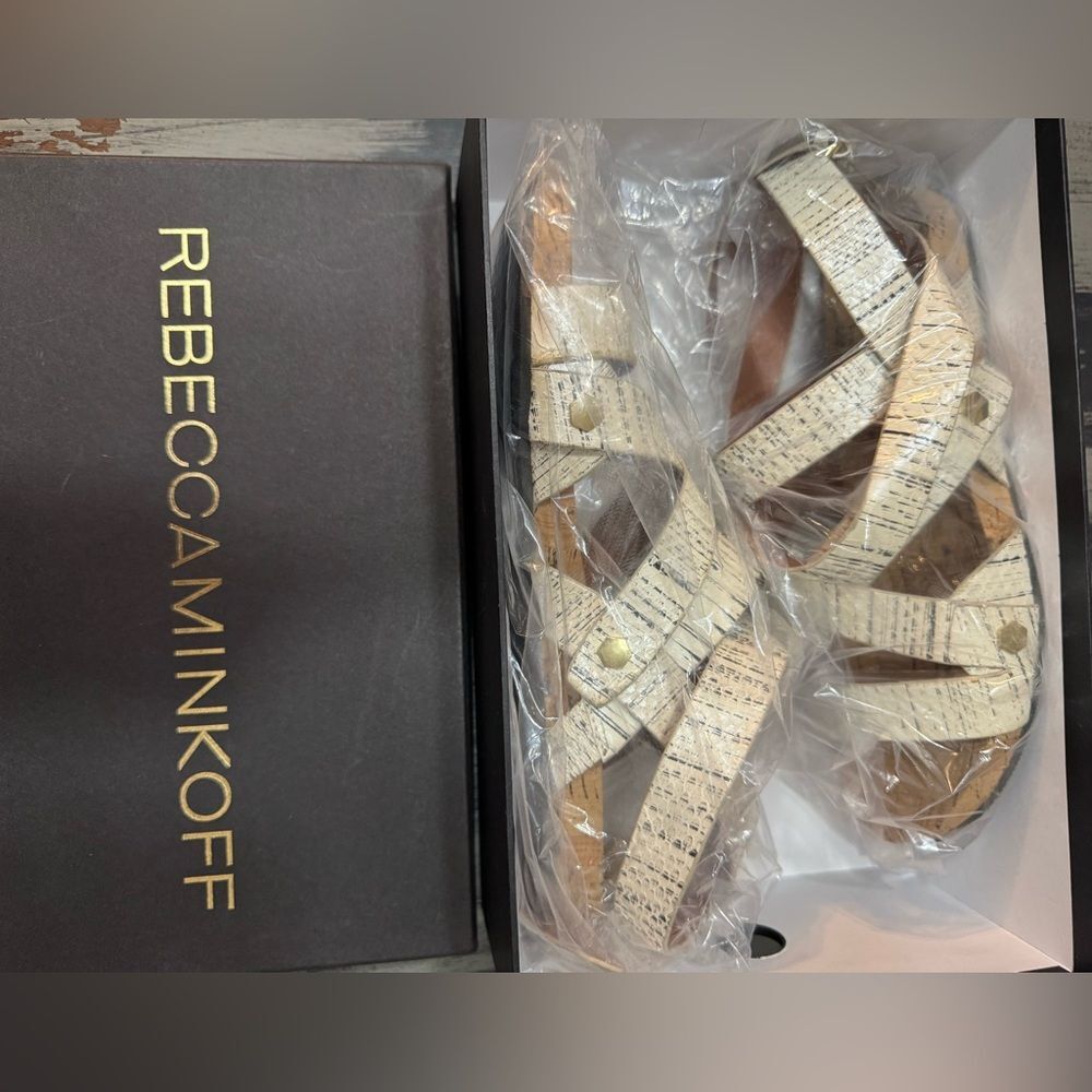 Rebecca Minkoff Women’s Tristen Strappy Wrap Sandals Women’s Size 9 - Picture 3 of 15